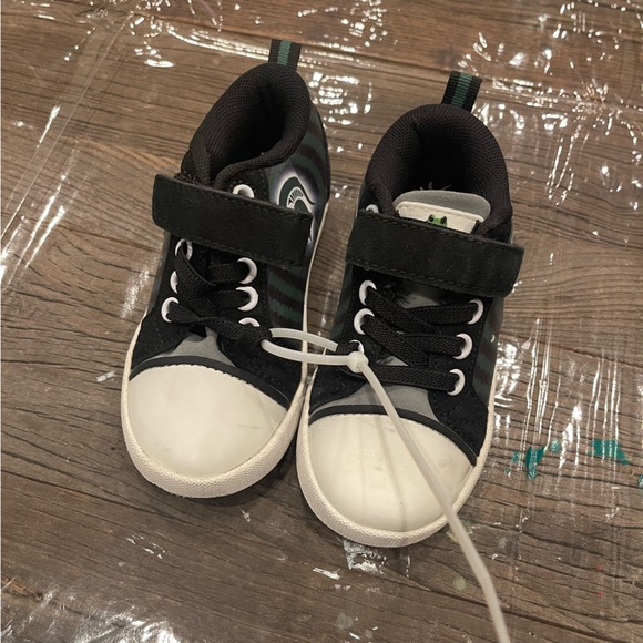 BOBBI-TOADS Michigan State Kids’ Light-Ups Shoes Size 7 - Picture 2 of 8